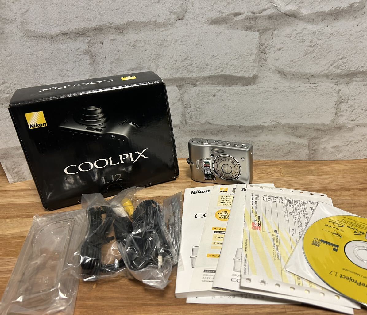 Nikon COOLPIX L12 クールピクス コンデジ カメラ完動品
