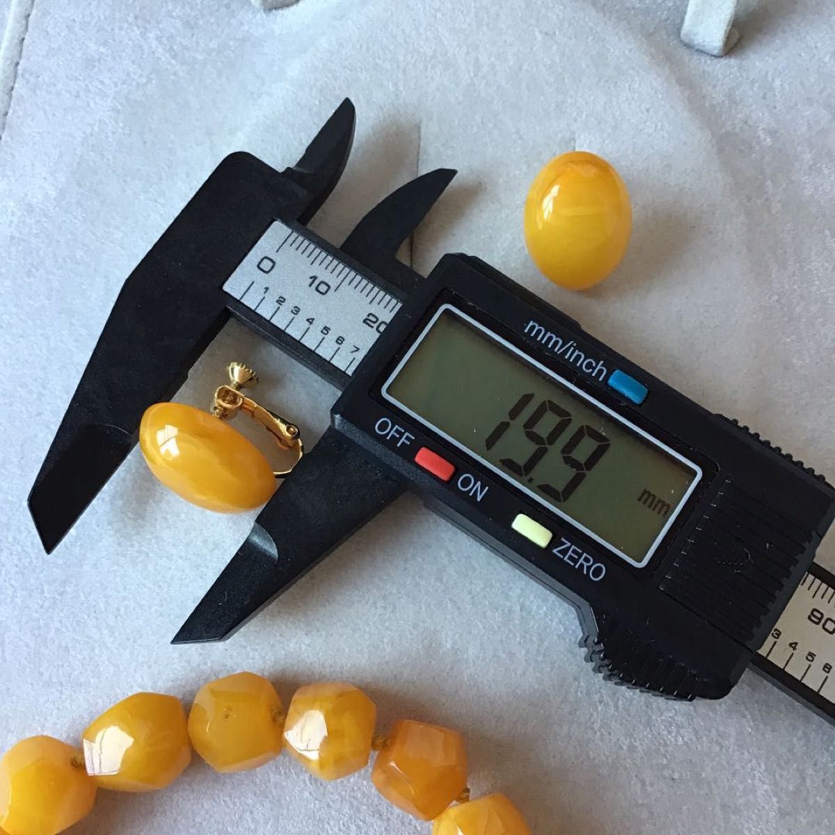 天然ロイヤルアンバーネックレス イヤリングセット 琥珀 コハク 天然ロイヤルアンバーネックレス イヤリングセット 琥珀 コハク