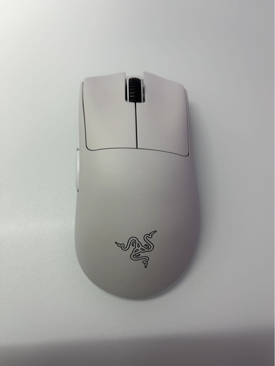 極美品 Razer レイザー DeathAdder V3 Pro White     新品マウスソール付き