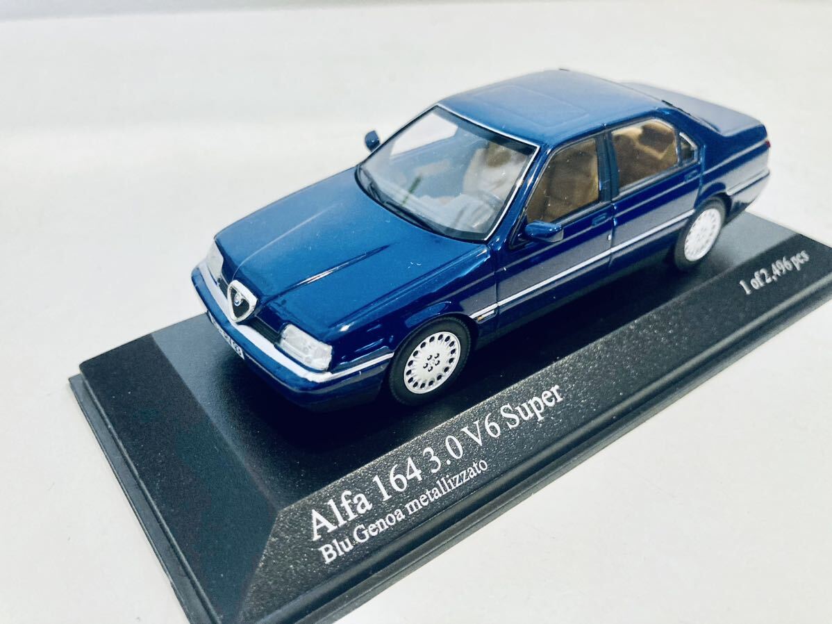 【送料無料】1/43 Minichamps Alfa Romeo アルファロメオ 164 3.0 V6 Super 1992 Blue metallic_画像6