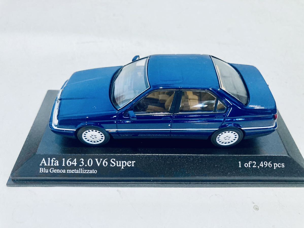 【送料無料】1/43 Minichamps Alfa Romeo アルファロメオ 164 3.0 V6 Super 1992 Blue metallic_画像8