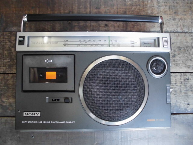 音出ます ジャンク ラジカセ SONY CF-1980II ソニー 電源コード付き ラジオ/カセット聴けました 昭和レトロ シングル ビンテージ _画像1