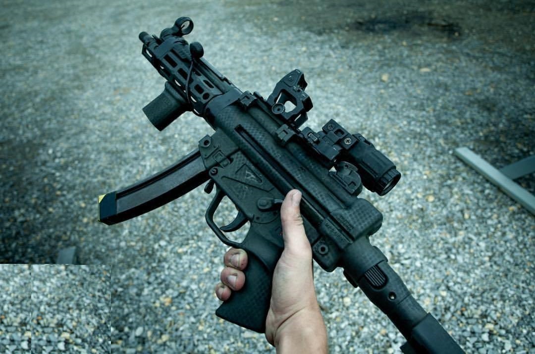MIタイプ MP5専用 M-LOK レプリカ ハンドガード 次世代MP5ポン付け可