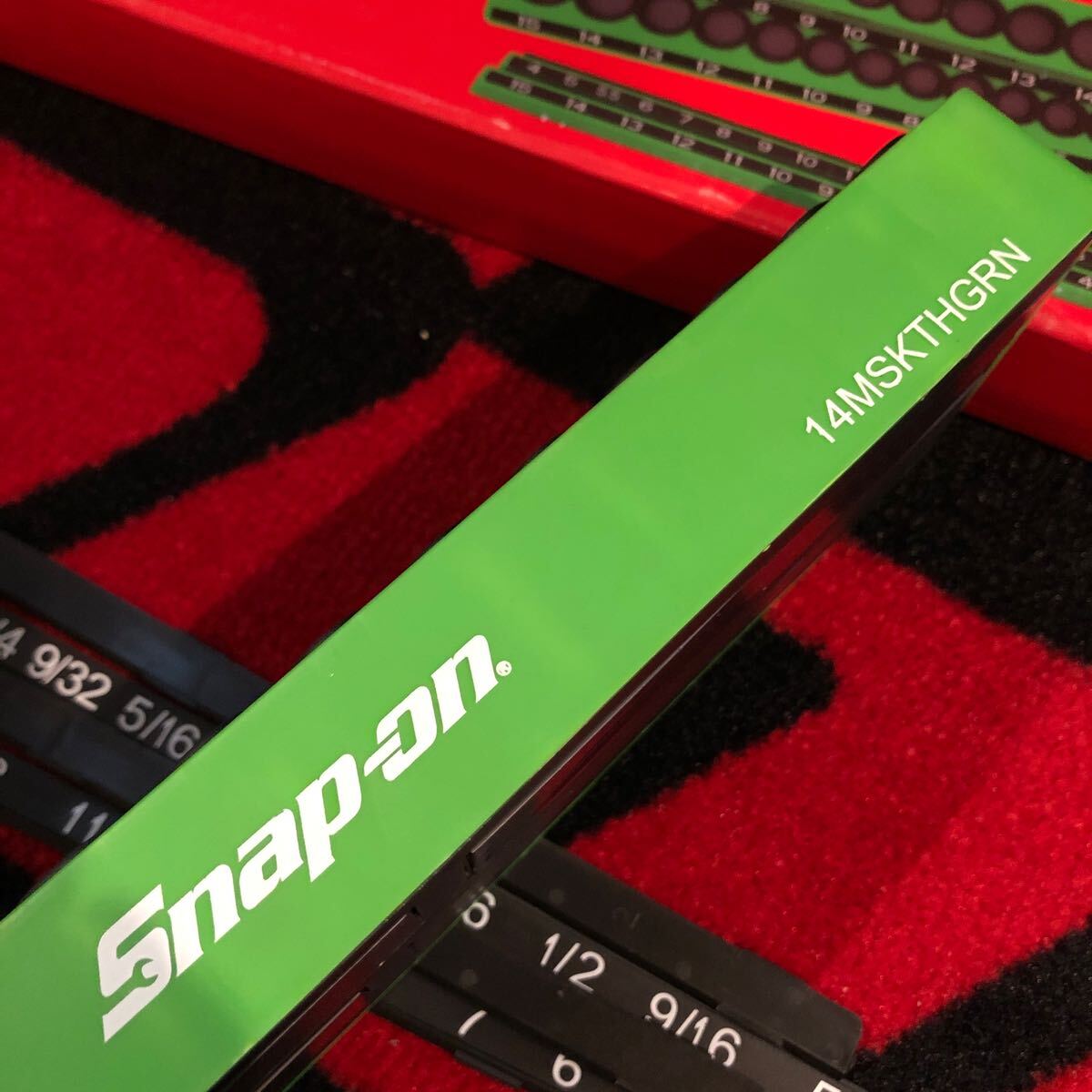 スナップオン 廃盤品　マグネット　ソケットホルダー　1/4 インチミリ　ショート　ディープ　Snap-on 高級 グリーン_画像3