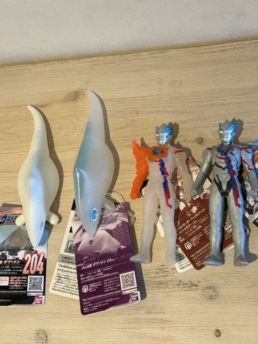 ウルトラマンブレーザーソフビ セット_画像1