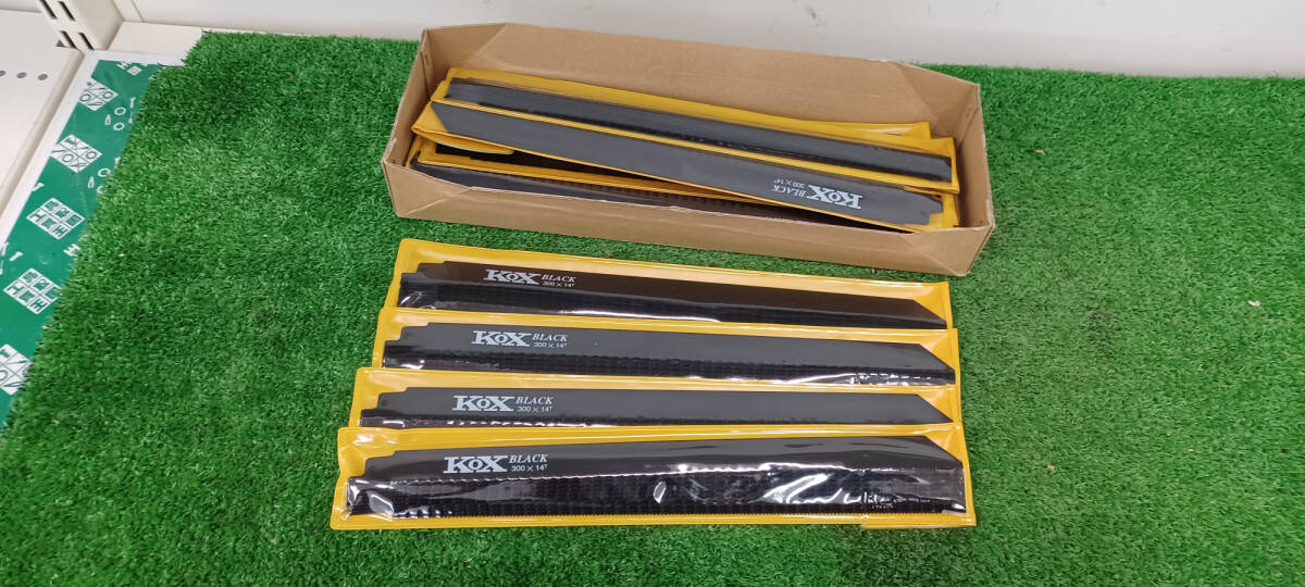 未使用品】KOX セーバーソーブレード BLACK 300×14T( 10枚入 未使用品】KOX セーバーソーブレード BLACK 300×14T( 10枚入
