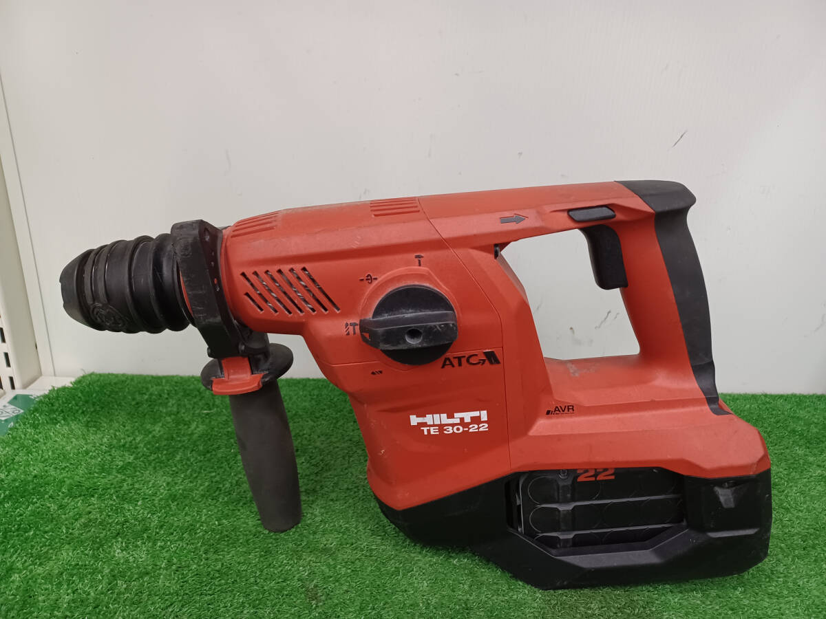 【中古品】HILTI(ヒルティ) 充電式ロータリーハンマードリル TE30-22 バッテリーX2、充電器付き 電動工具/IT5SNR8MWZIO_画像2