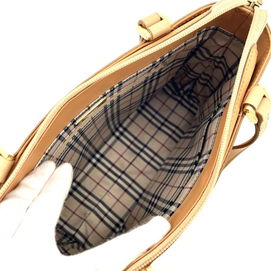 【美品】Burberry バーバリー　カーフレザー　ハンドバッグ　トート　ロゴ_画像8