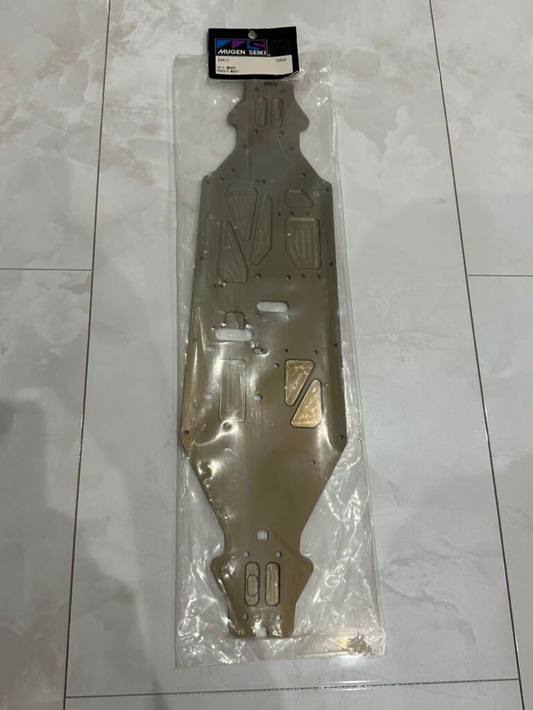 MBX-6T シャーシ　新品未使用