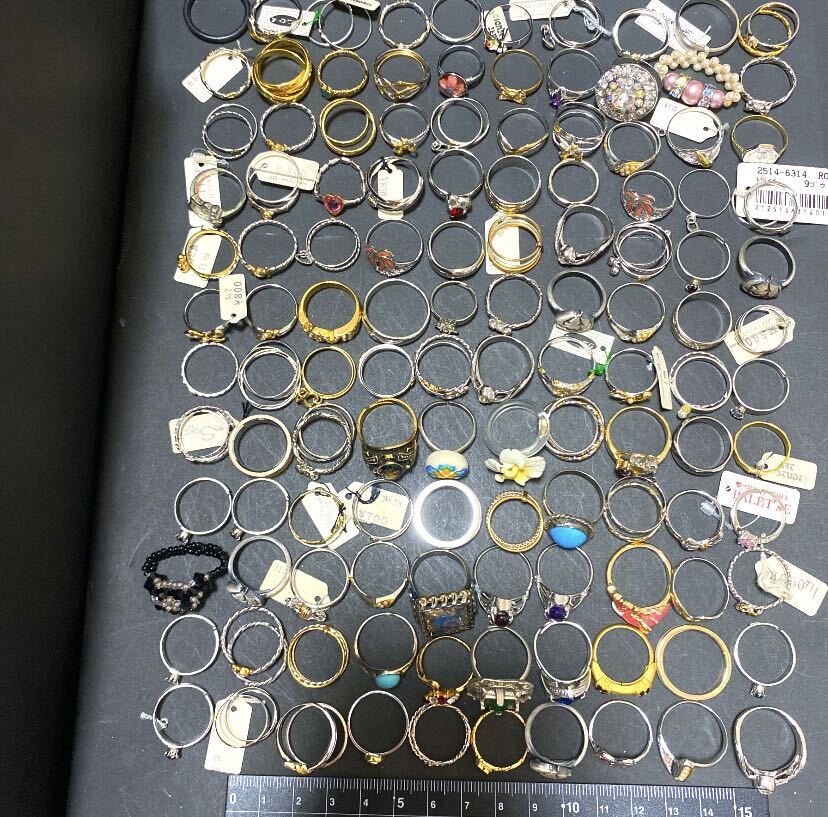 【39】　100個以上　大量セット　まとめ売り　指輪　リング　アクセサリー　ring ヴィンテージ 昭和レトロ _画像2