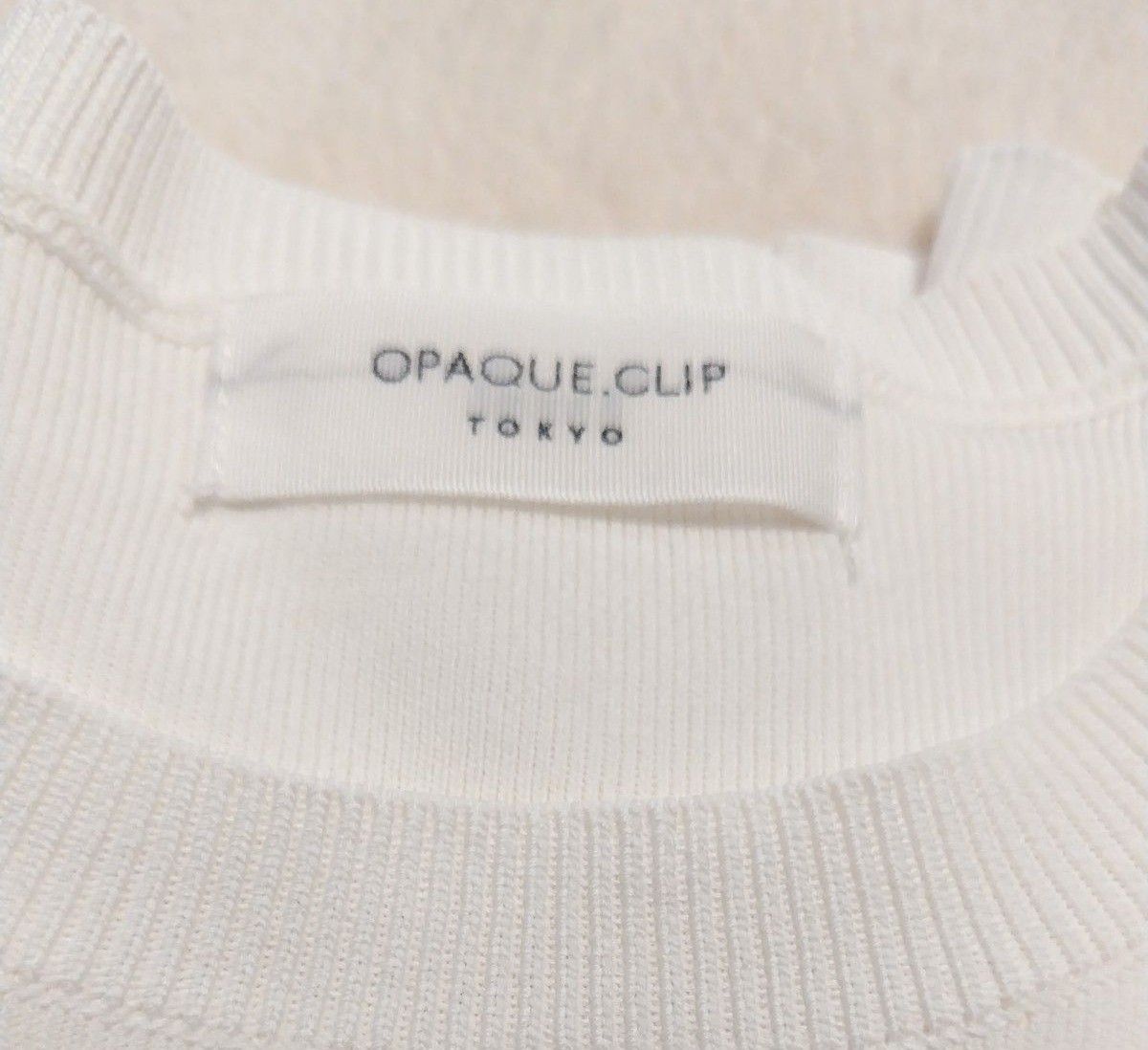 【美品】OPAQUE.CLIP (オペークドットクリップ)異素材スリーブニットプルオーバー【洗濯機洗い可】 ホワイト　Lサイズ