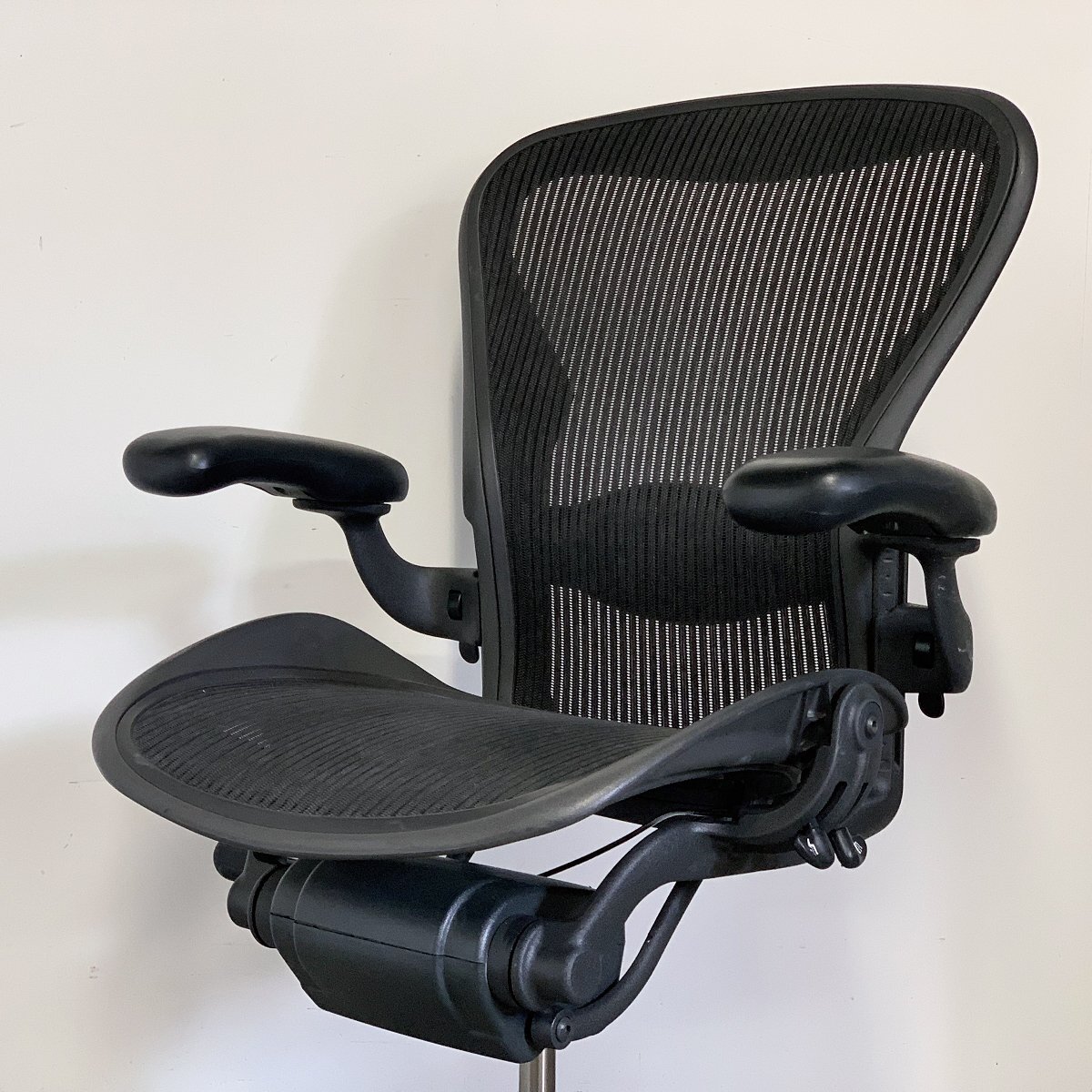 * Herman Miller Aaron стул B размер полностью оборудован передвижной локти подкачка сиденья classic высокофункциональный офис стул Herman Miller