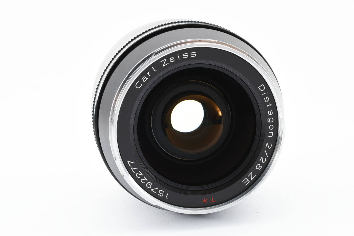 ★極上美品★Carl Zeiss カールツァイス Distagon T 28mm F2 キャノンEF用★　R5049＃58_画像3