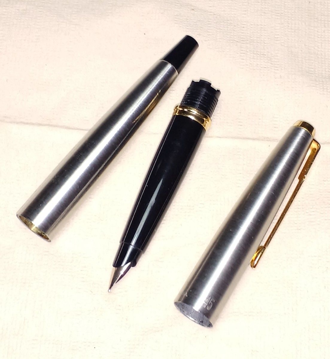 PARKER 45 金ペン 万年筆|Yahoo!フリマ(旧PayPayフリマ) PARKER 45 金ペン 万年筆|Yahoo!フリマ(旧PayPayフリマ)