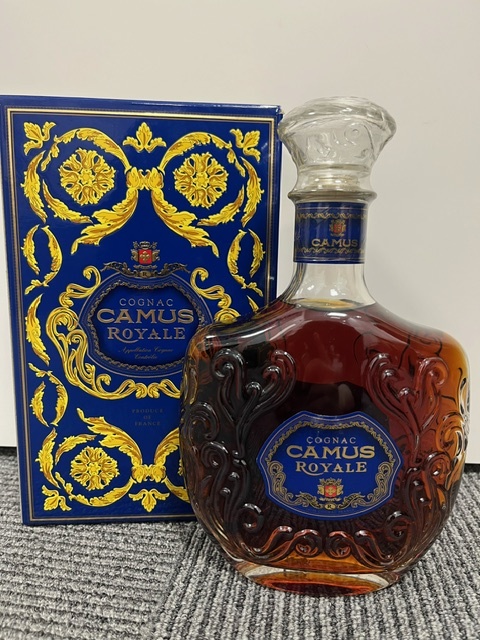 28637☆CAMUS カミュ ROYALE 700ml 40％の画像1