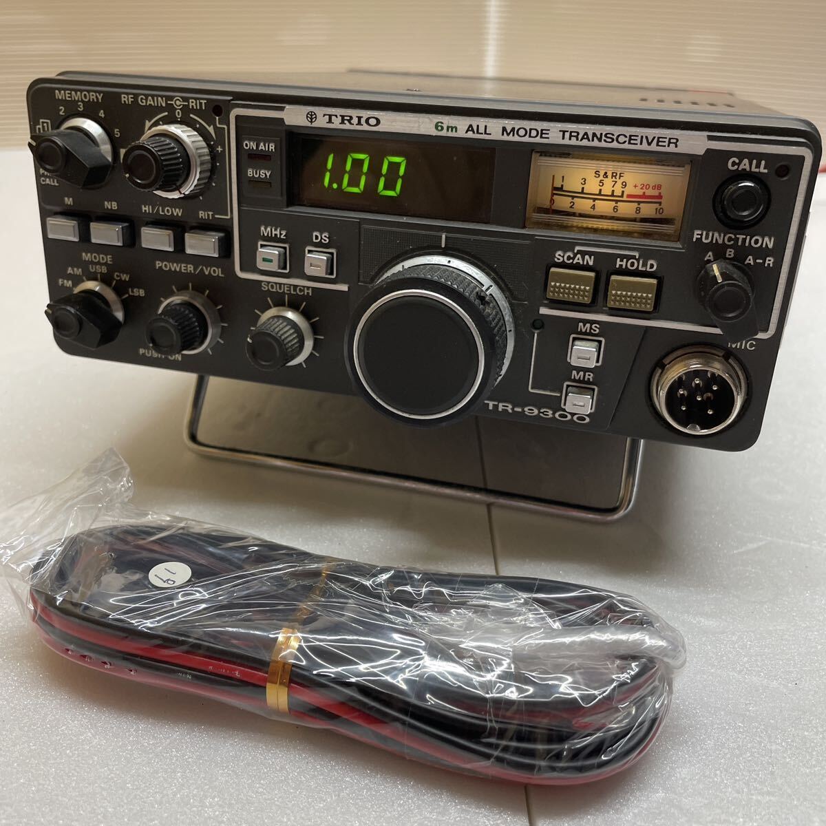 [ working properly goods ] TR-9300 KENWOOD TRIO Kenwood Trio 10W 50MHz transceiver transceiver ham disassembly cleaning being completed 