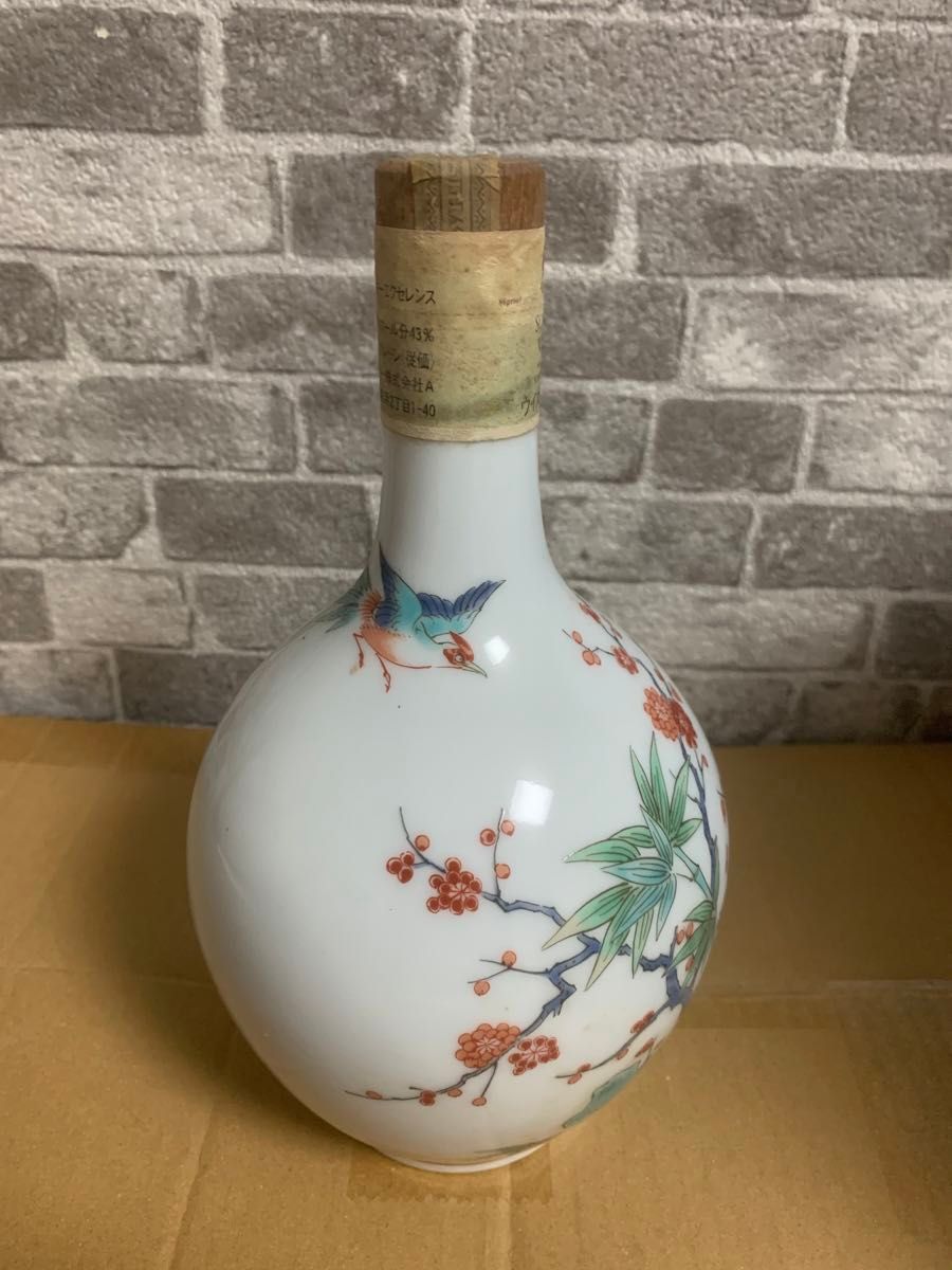 SUNTORY WHISKY サントリー ウイスキーエクセレンス720ml 有田焼 SUNTORY WHISKY サントリー ウイスキーエクセレンス720ml 有田焼