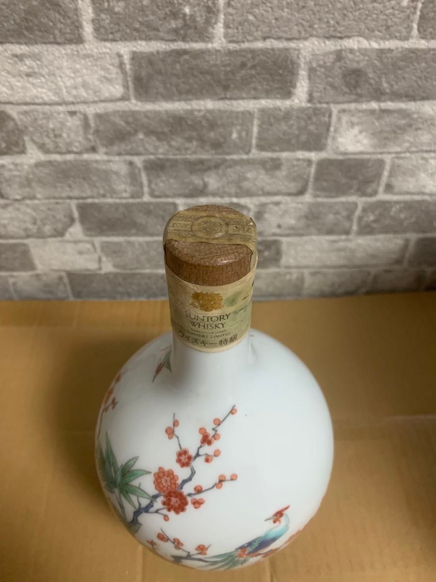 SUNTORY WHISKY サントリー ウイスキーエクセレンス720ml 有田焼 SUNTORY WHISKY サントリー ウイスキーエクセレンス720ml 有田焼