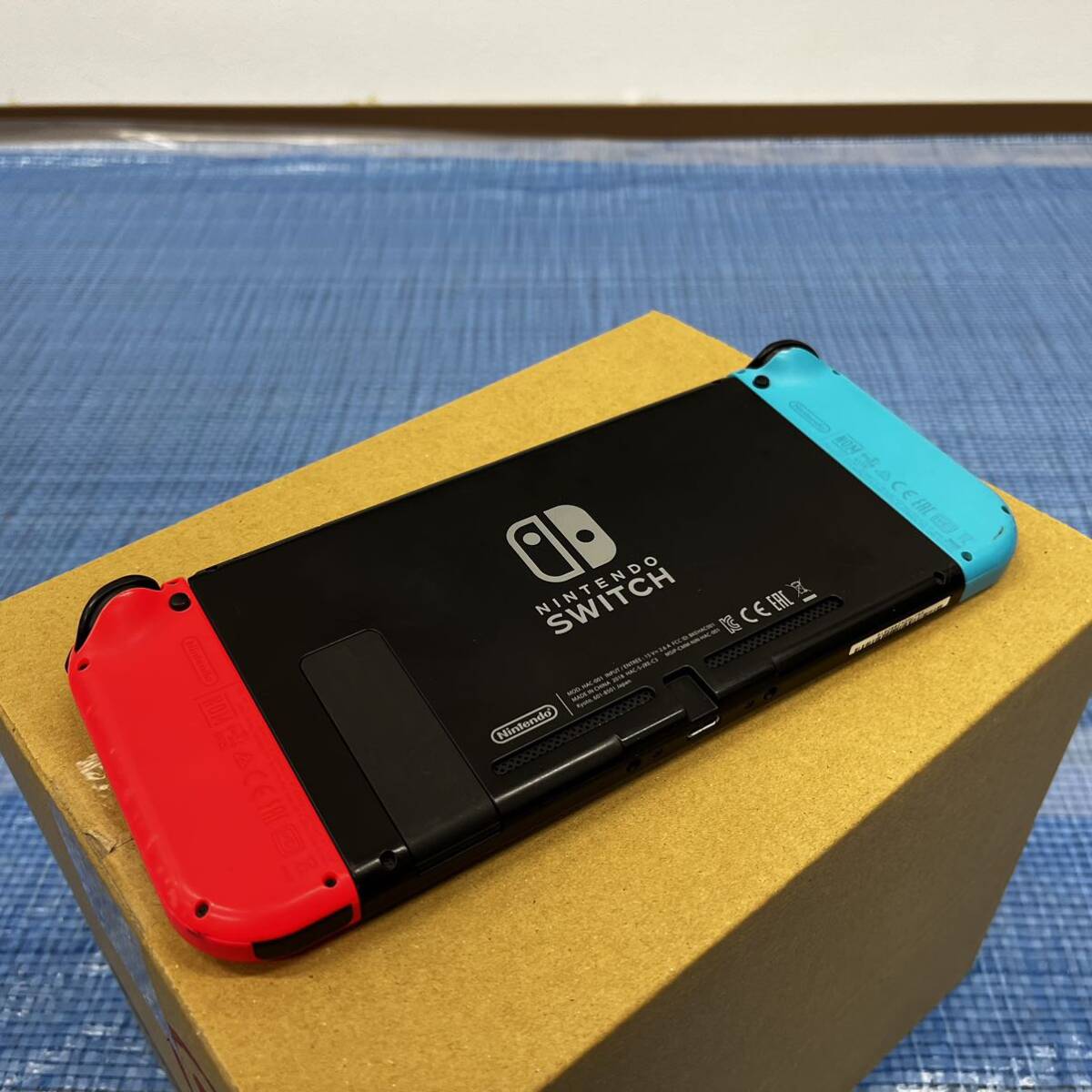 23/ 任天堂 スイッチ Nintendo Switch HAC-001_画像4