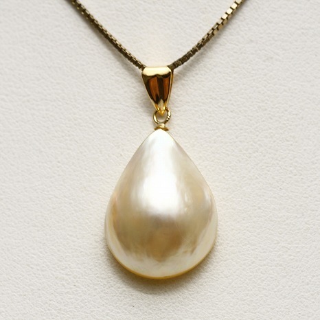 mabe pearl pearl pendant top 16×13mm cream color K18 made 
