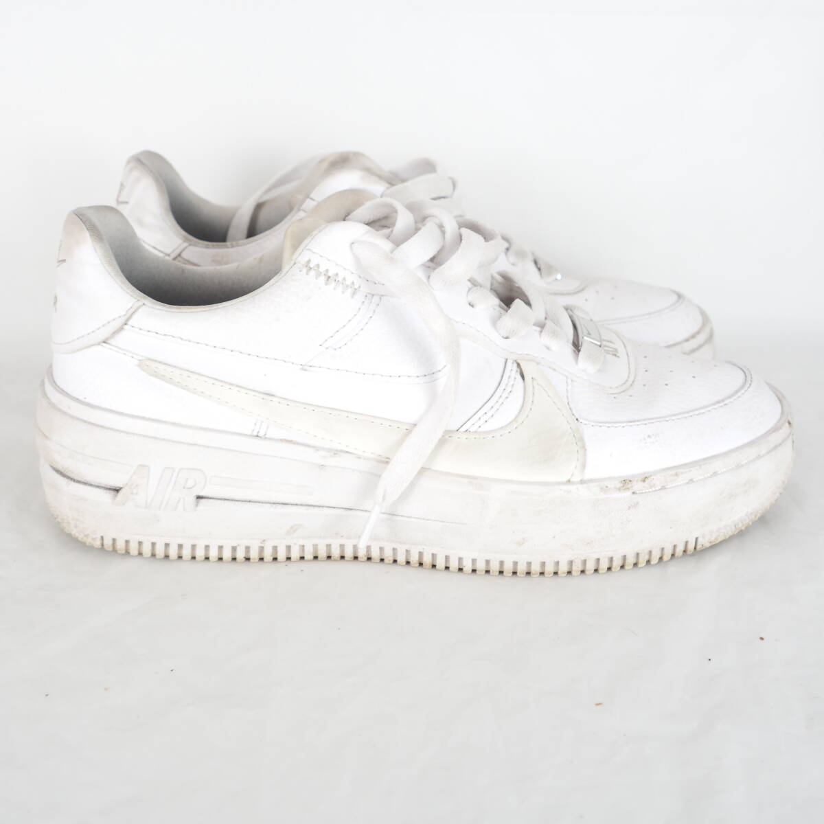 MK6480*NIKE AIR FORCE 1*ナイキ*レディーススニーカー*US8-25cm*白_画像5