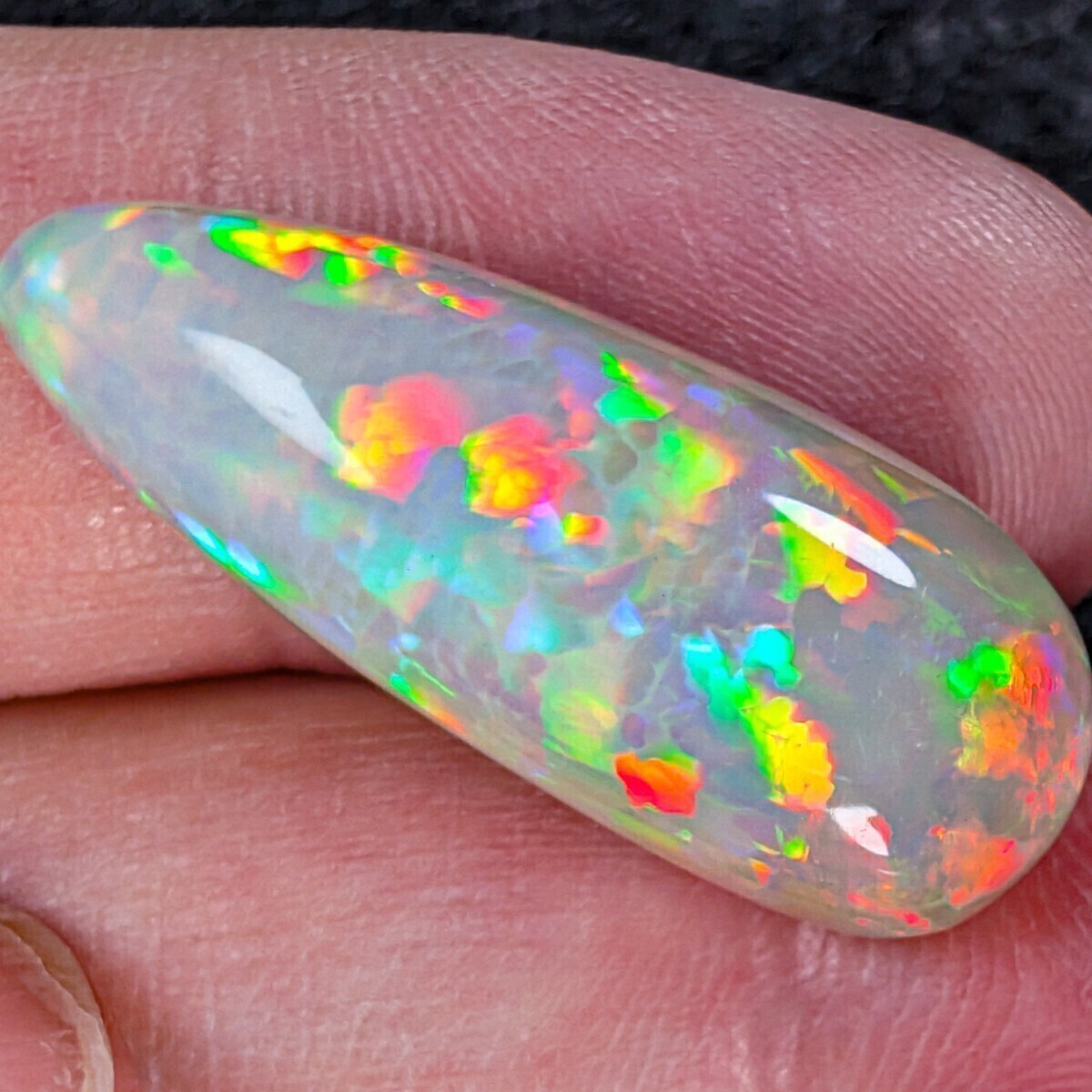 * super rare 11.304ct natural opal ( honeycomb ) loose * super . beautiful Rainbow color gem jewelry natural stone echio Piaa natural stone animation have 