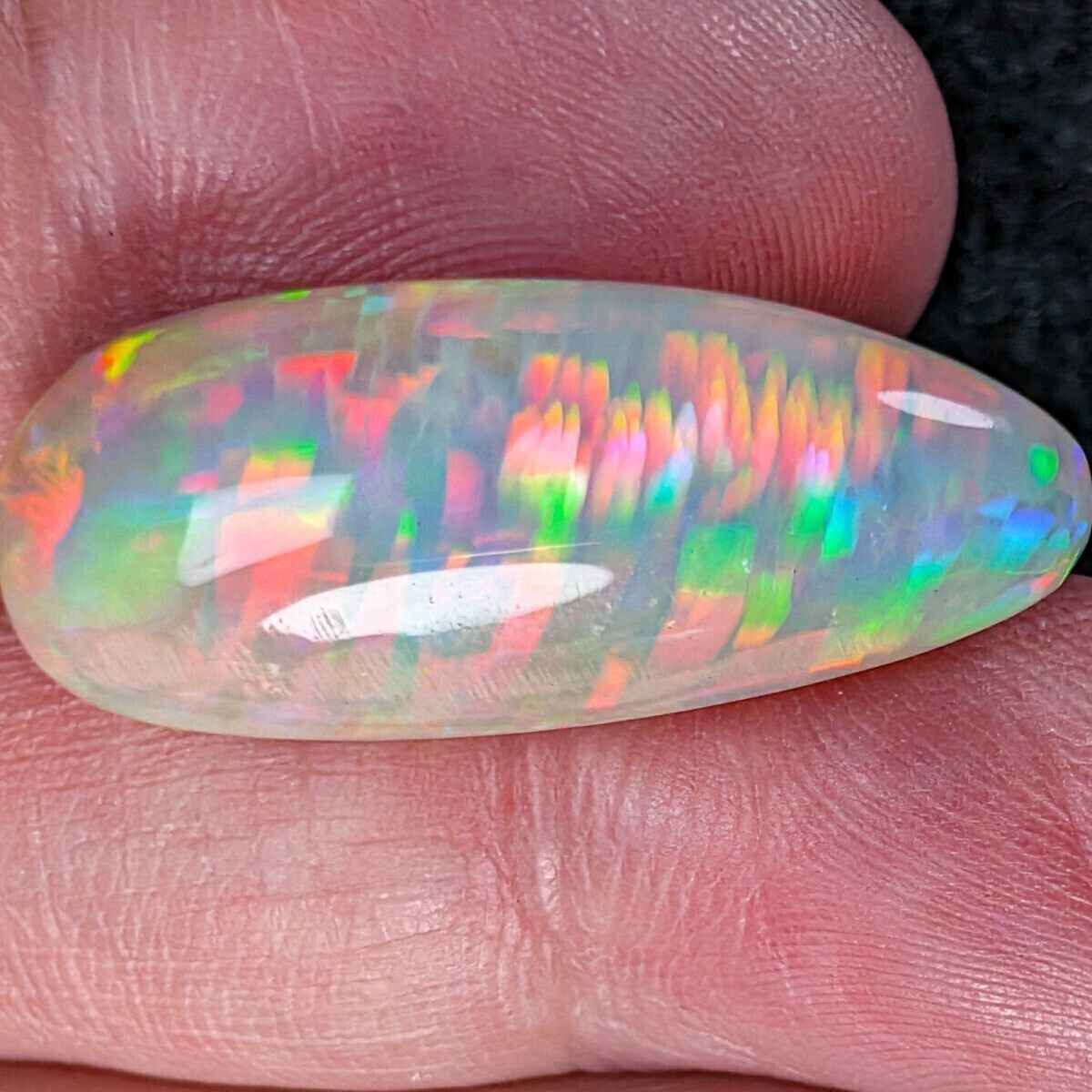 * super rare 11.304ct natural opal ( honeycomb ) loose * super . beautiful Rainbow color gem jewelry natural stone echio Piaa natural stone animation have 