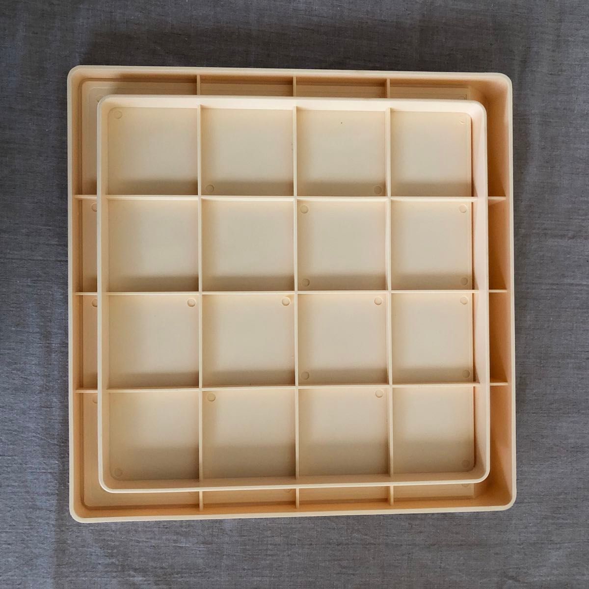 昭和レトロポップ米びつ コメスター 昭和レトロお花柄 未使用品 昭和レトロポップ米びつ コメスター 昭和レトロお花柄 未使用品