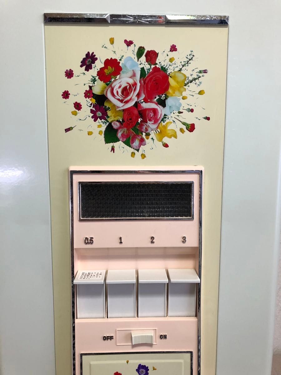 昭和レトロポップ米びつ コメスター 昭和レトロお花柄 未使用品 昭和レトロポップ米びつ コメスター 昭和レトロお花柄 未使用品