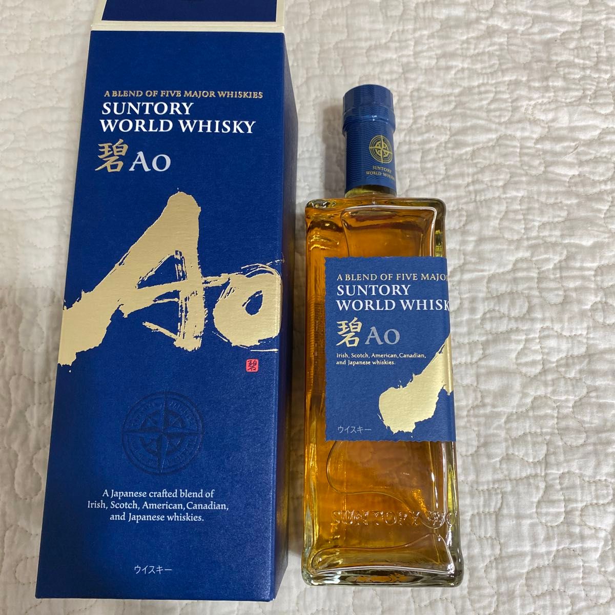 SUNTORY WORLD WHISKY 碧　AO モルト、グレーン　700ml