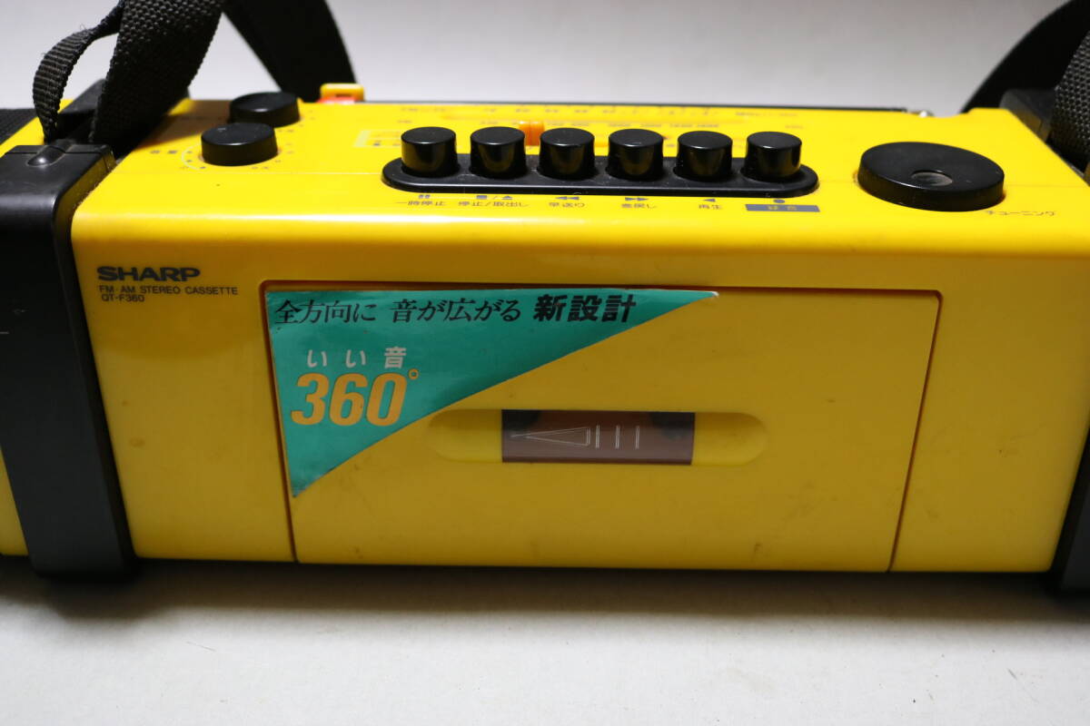 昭和レトロ シャープ ステレオカセット QT-F360 ラジオ受信 カセット不動 ジャンク品の画像3