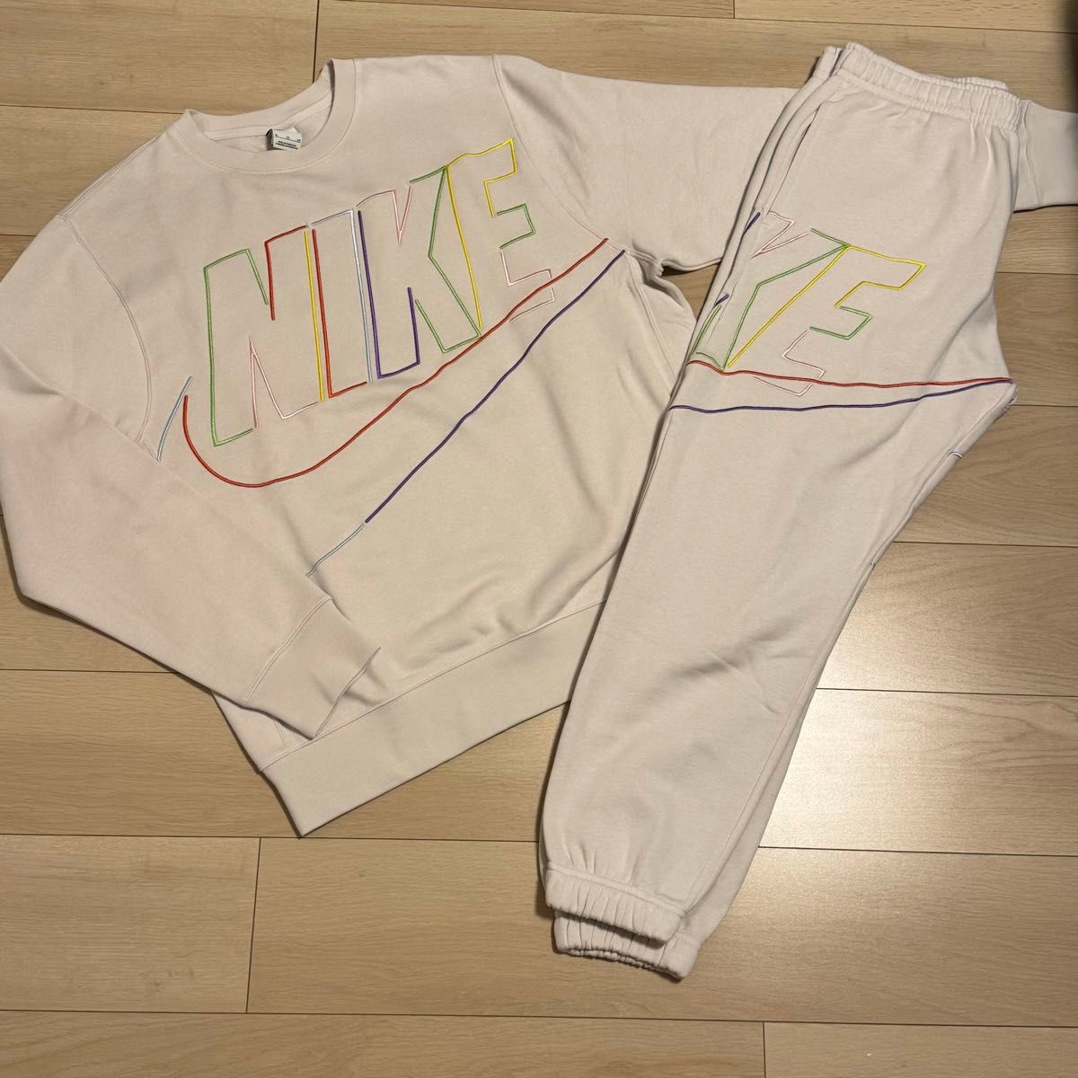 NIKE ナイキ セットアップ 上下 トレーナー スウェットパンツ 白 NIKE ナイキ セットアップ 上下 トレーナー スウェットパンツ 白