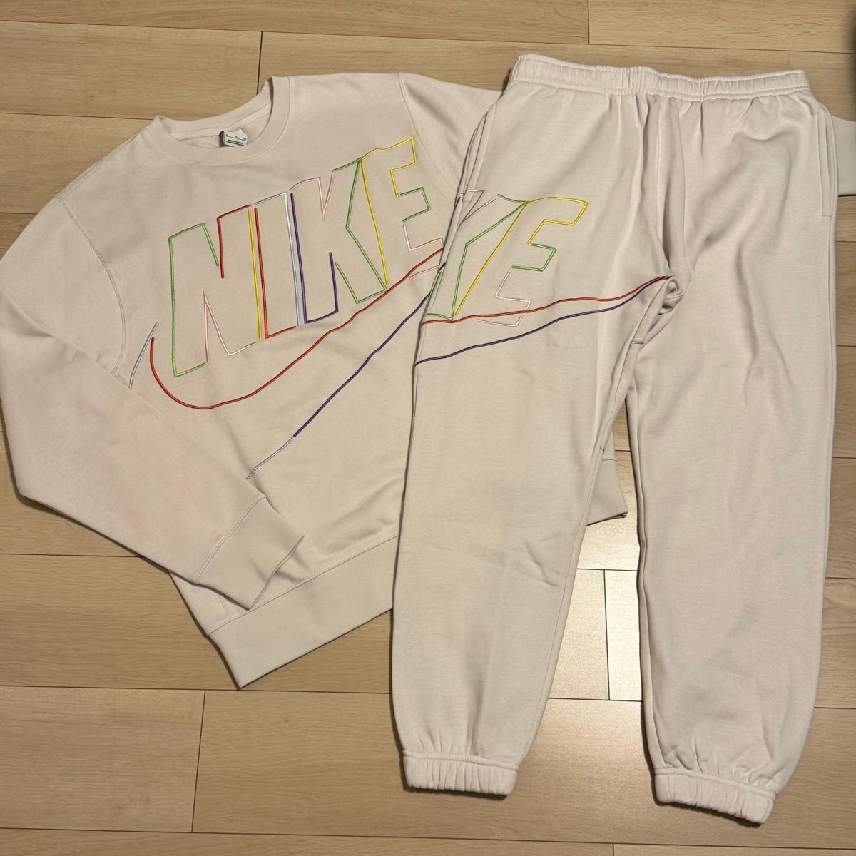 NIKE ナイキ セットアップ 上下 トレーナー スウェットパンツ 白 NIKE ナイキ セットアップ 上下 トレーナー スウェットパンツ 白