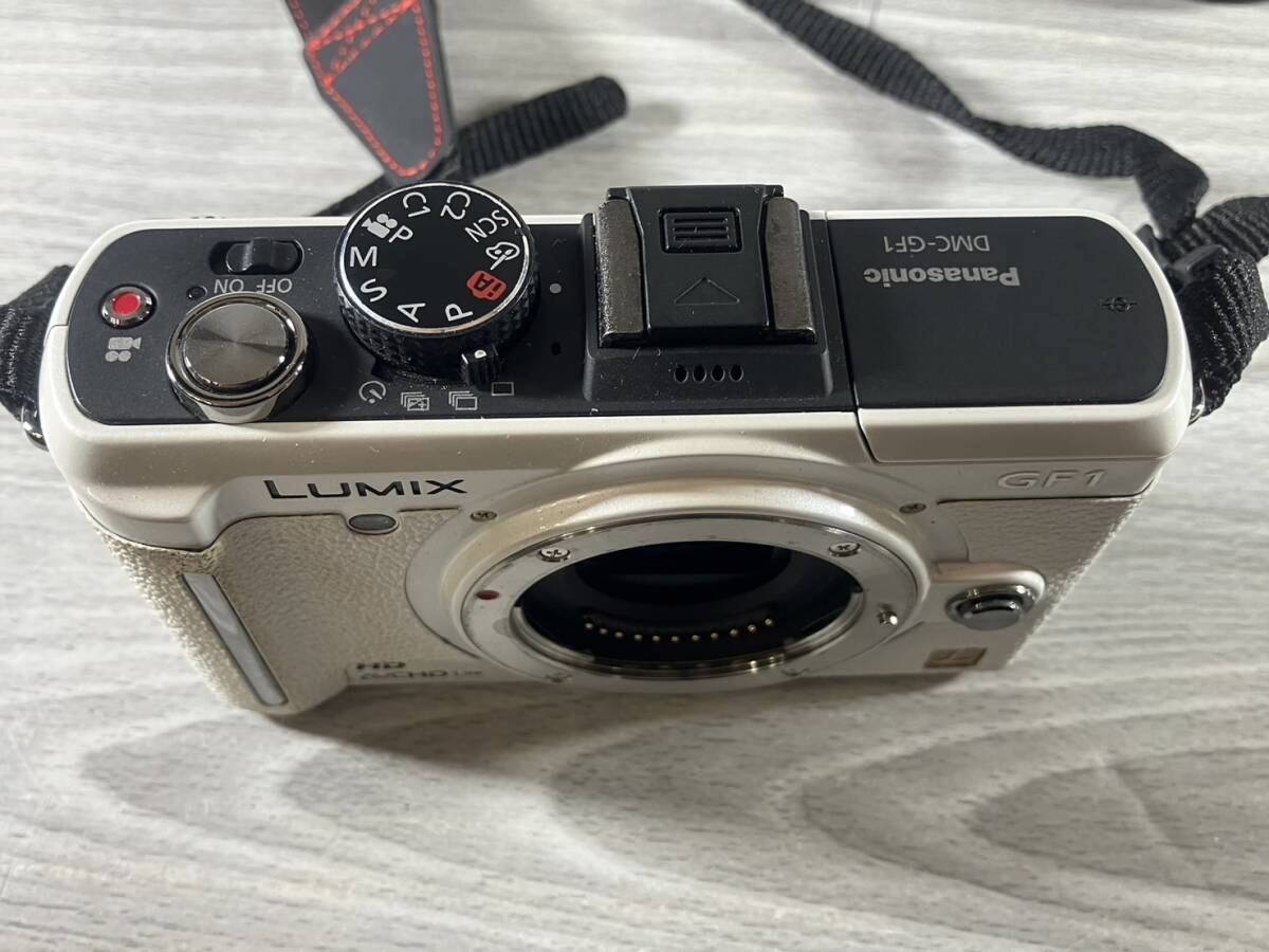 [5-22] Panasonic LUMIX DMC-GF1 H-FS045200 H-H020 デジタルカメラ ホワイト パナソニック ルミックスの画像5