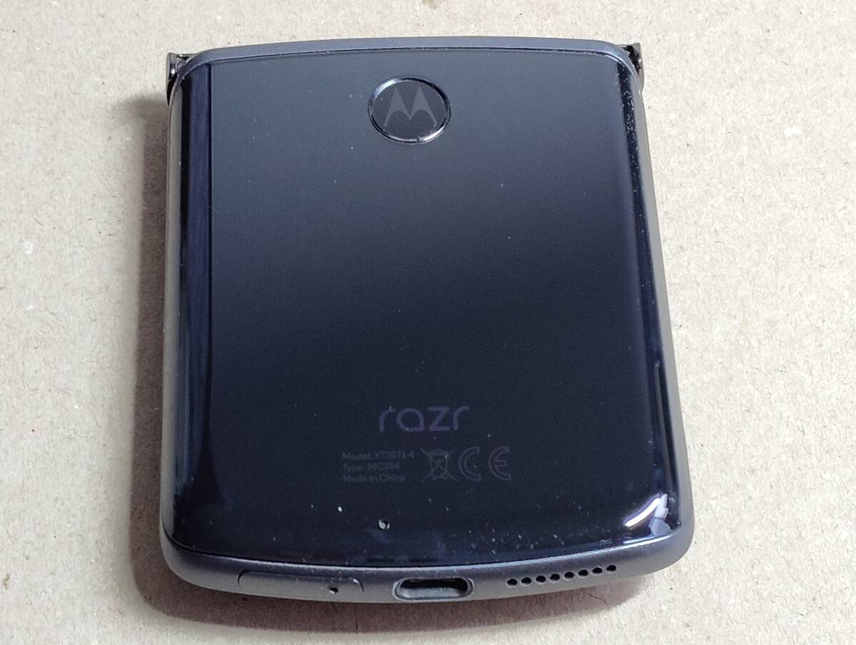 【送料無料】moto razr 5G　XT2071-4 SIMフリー　中古品