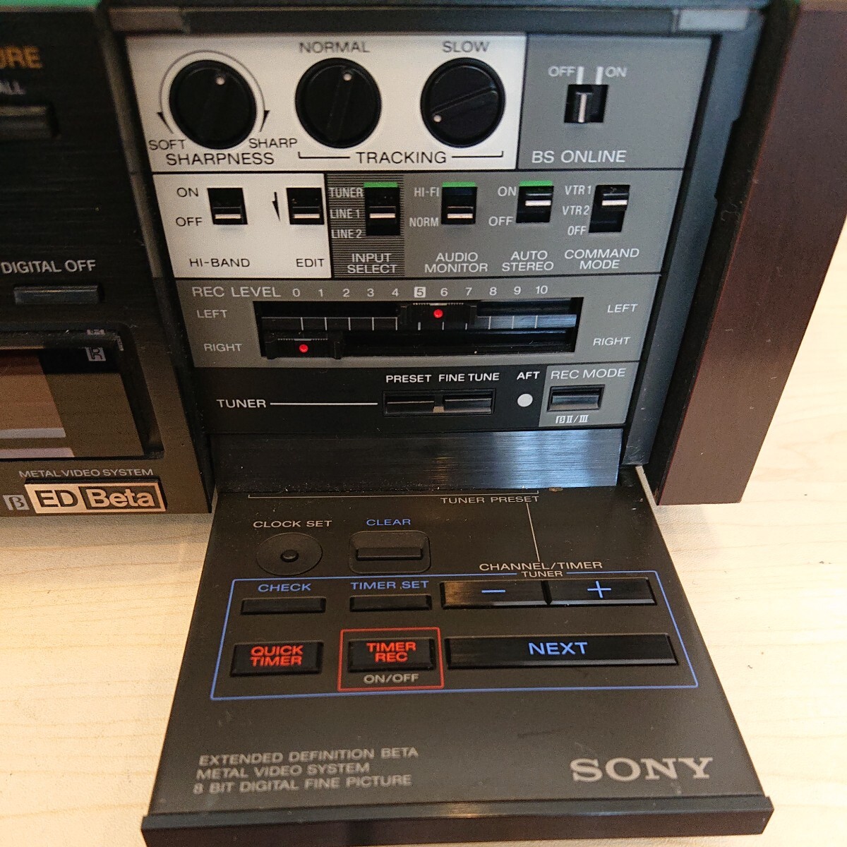 Z御e ◯ 304 SONY ソニー ビデオカセットレコーダー EDV-5000/通電確認済み/_画像4