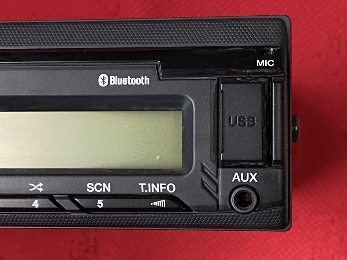 新車外し いすゞ純正チューナー 24V AM ワイドFM Bluetooth USB MIC AUX RI9765 日野ふそうUD共通　デュトロ エルフ レンジャー 送料無料_画像2