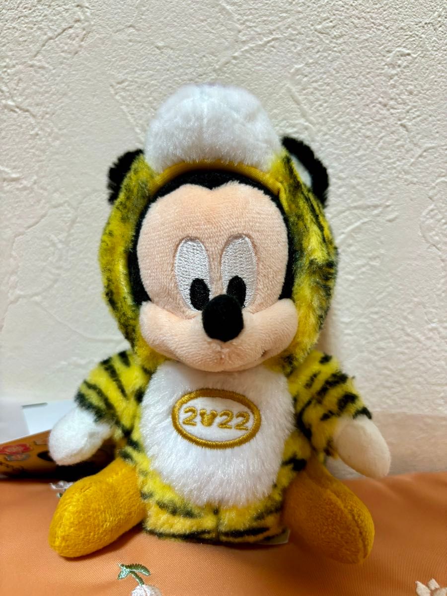 ディズニー ミッキー ミニー 干支ぬいぐるみバッジ 2022 寅年 ディズニー ミッキー ミニー 干支ぬいぐるみバッジ 2022 寅年