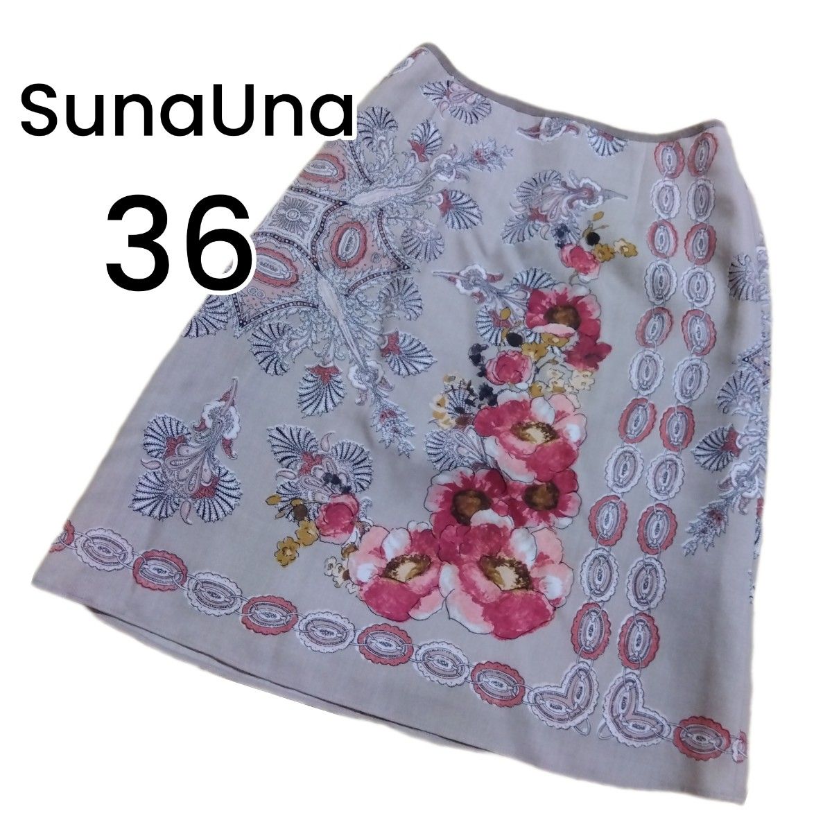 【SunaUna】グレー 花柄 膝上から膝下 台形スカート 36サイズ