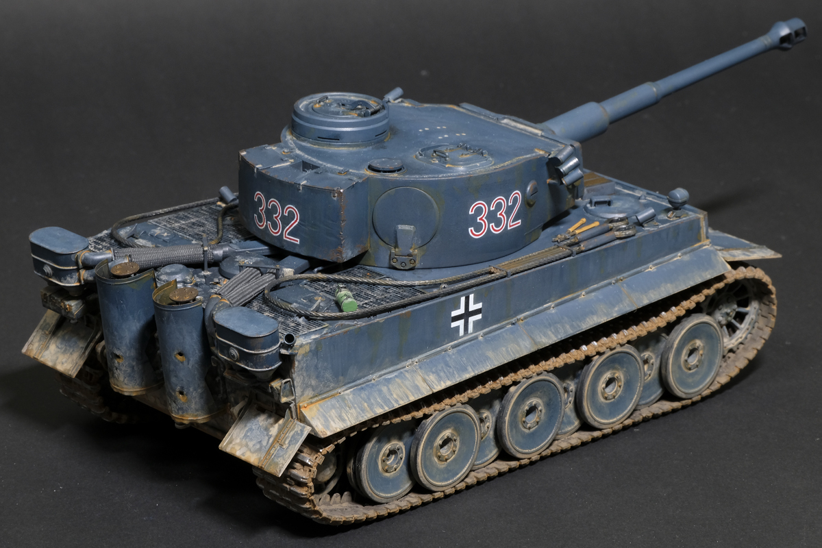 タミヤ 1/35 TIGERⅠドイツ重戦車 タイガー1 初期生産型 35216 塗装完成品_画像1