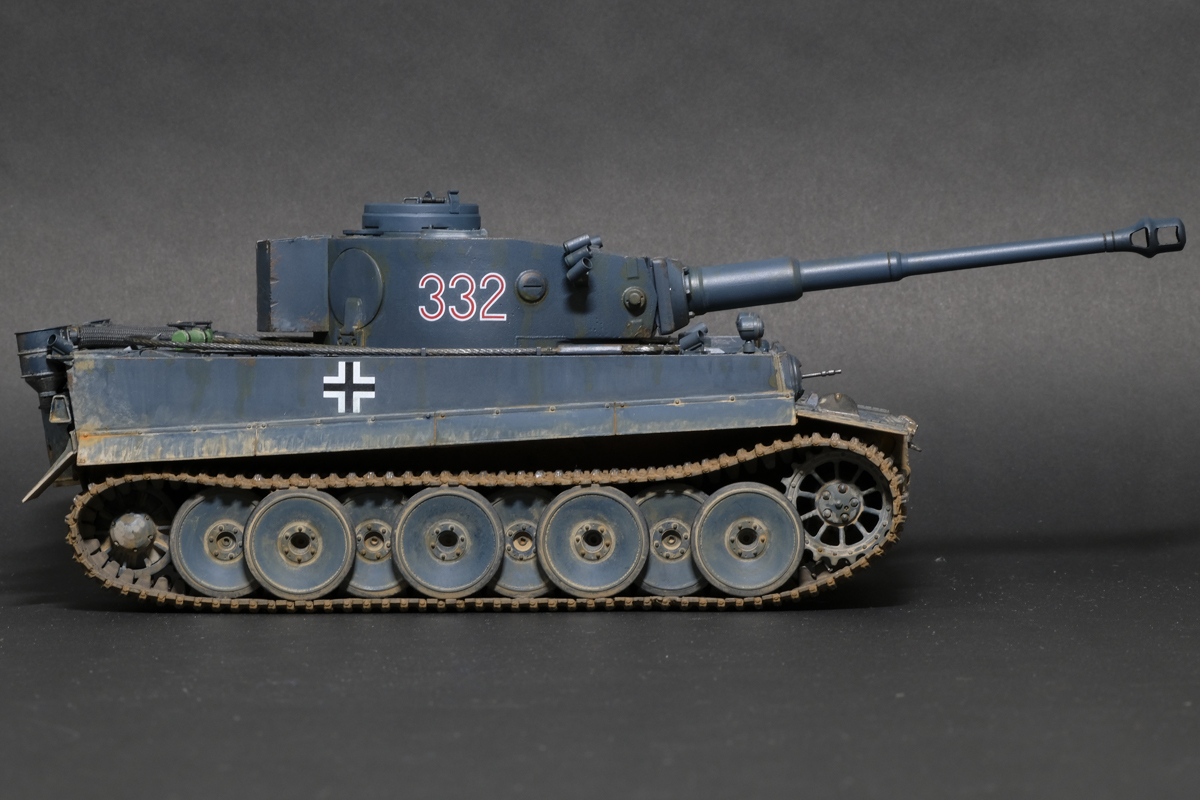 タミヤ 1/35 TIGERⅠドイツ重戦車 タイガー1 初期生産型 35216 塗装完成品_画像8