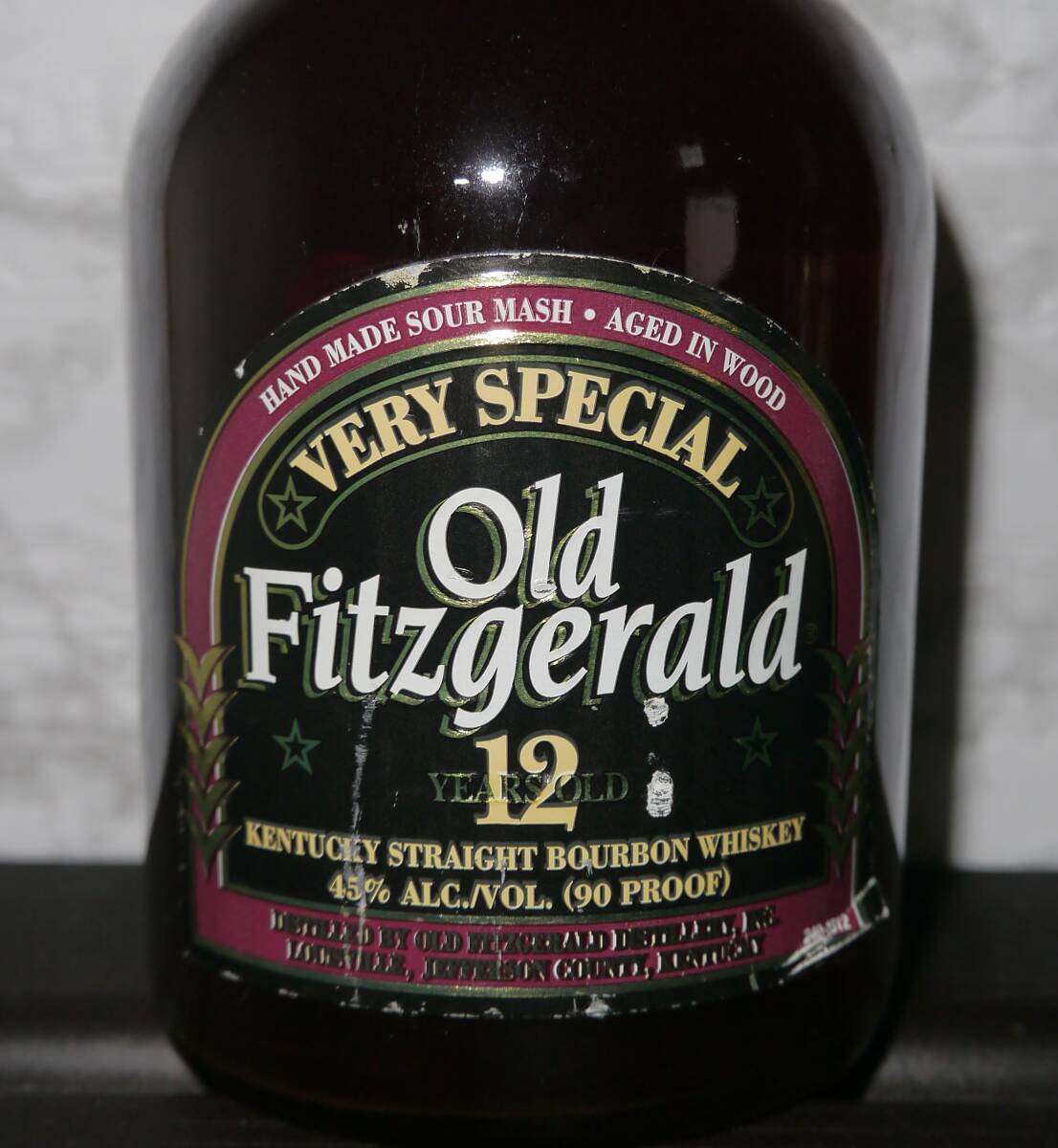 【古酒・未開栓】OLD Fitzgerald　オールドフィッツジェラルド12年 　45% 750ml　バーボン ウイスキー_画像2