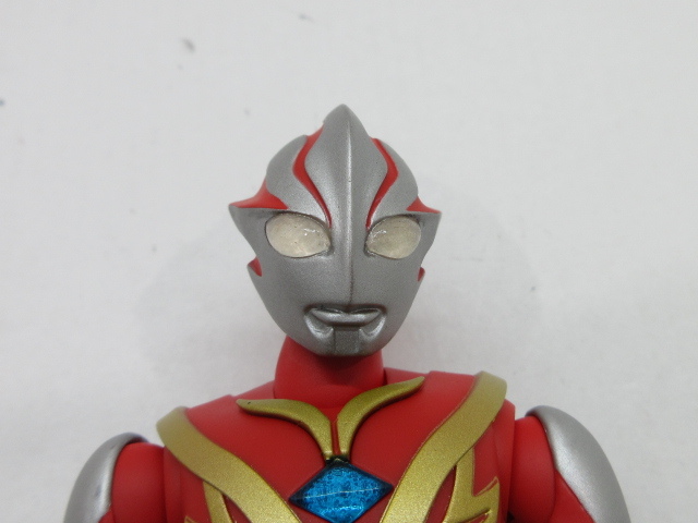 n77125-ty 中古品★ULTRA ACT ウルトラマンメビウス フェニックスブレイブ メビウスバーニングブレイブ フィギュア [062-240521]_画像7