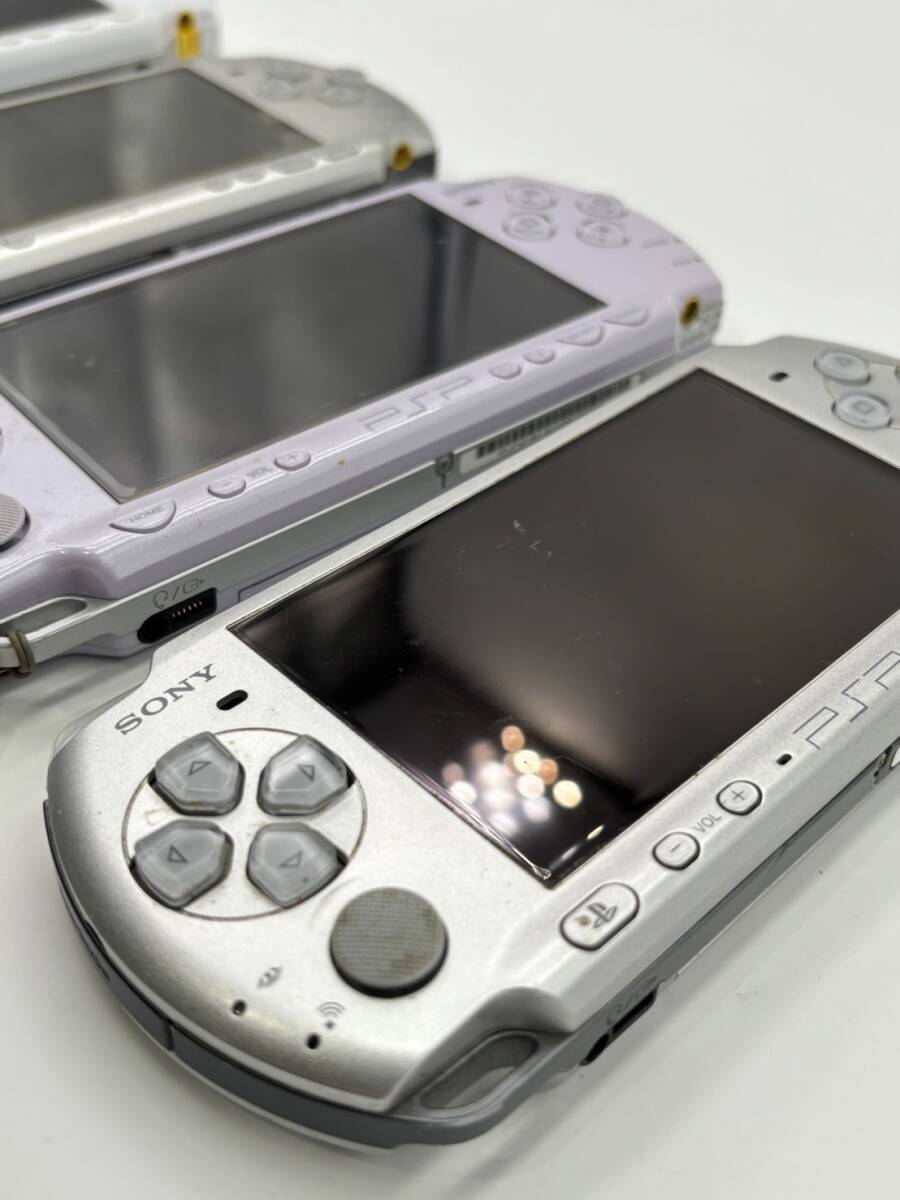 PSP 1000/2000/3000×2 計４台 まとめ ジャンク　動作未確認_画像2