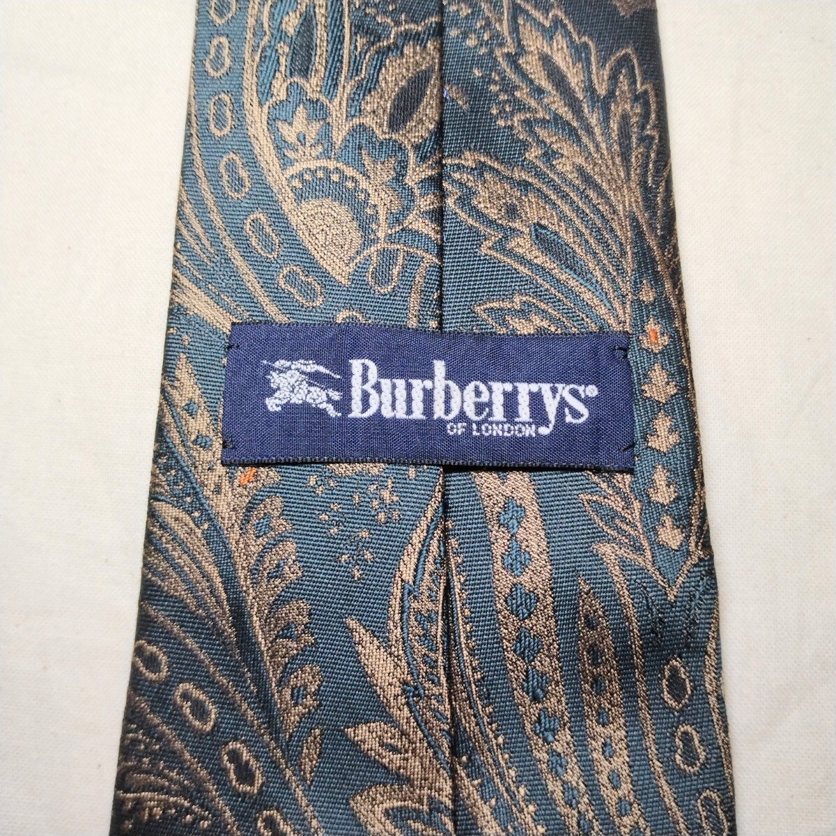 バーバリー Burberry ネクタイ ハイブランド ビジネス メンズ ペイズリー 花柄 グリーン 緑 深緑 ロゴ 絹100% 777円〜の画像4