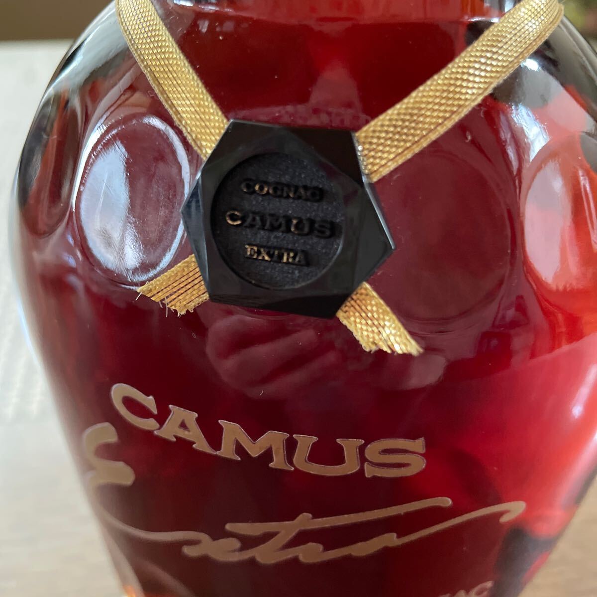 カミュ CAMUS エクストラ 旧ボトル 700ml ブランデー コニャック 【古酒】の画像4