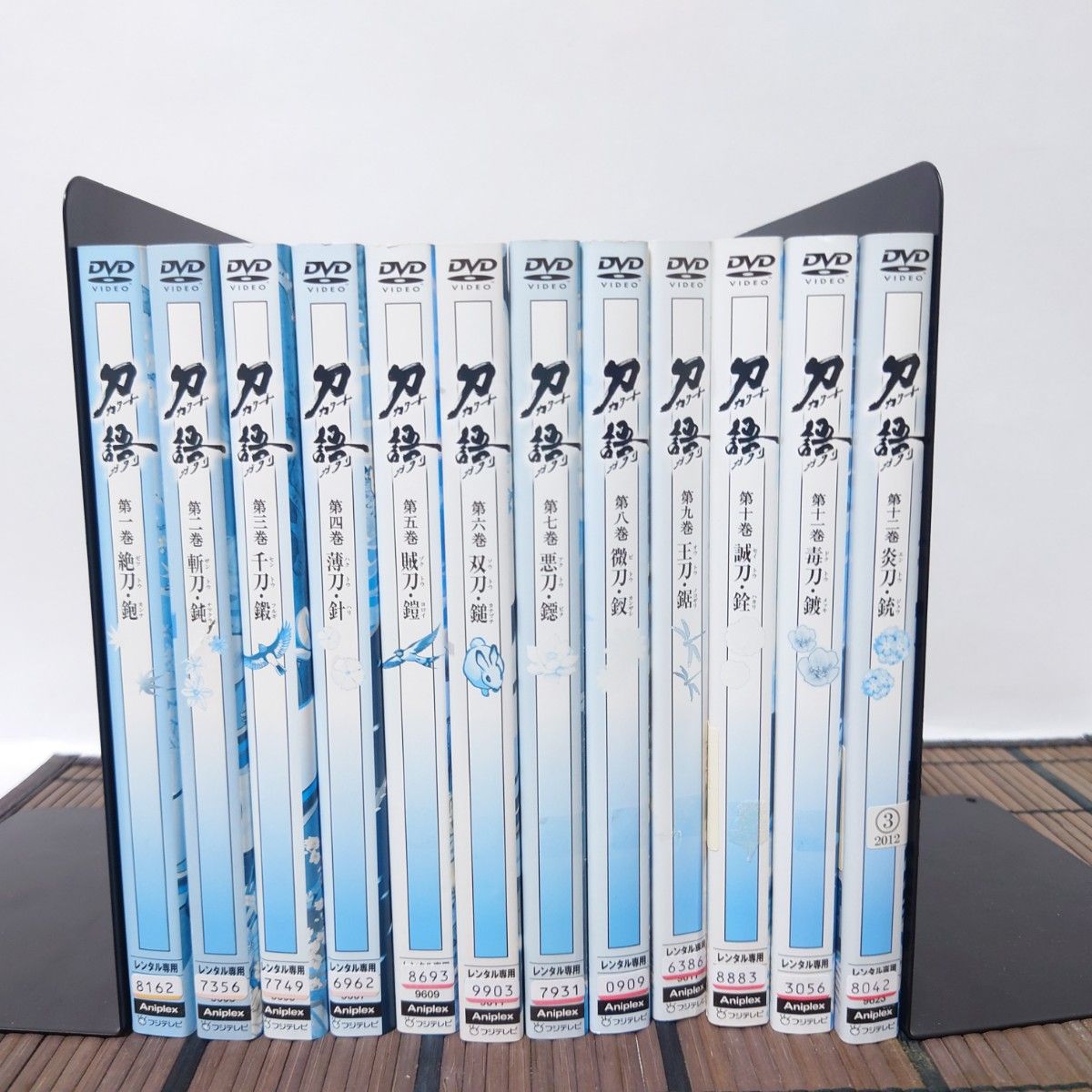 DVD全巻セット☆刀語 1~12巻☆BOX付☆中古品☆西尾維新☆物語 DVD全巻セット☆刀語 1~12巻☆BOX付☆中古品☆西尾維新☆物語