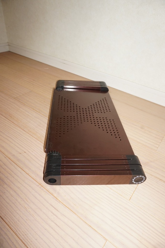 【中古品】折り畳み式ノートパソコン PCスタンド 56cm x 26cm 自由に高さ・位置調整可能の画像7