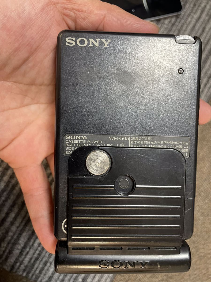 SONY Sony WALKMAN WM-505 cassette player CASSETTE cassette Walkman 