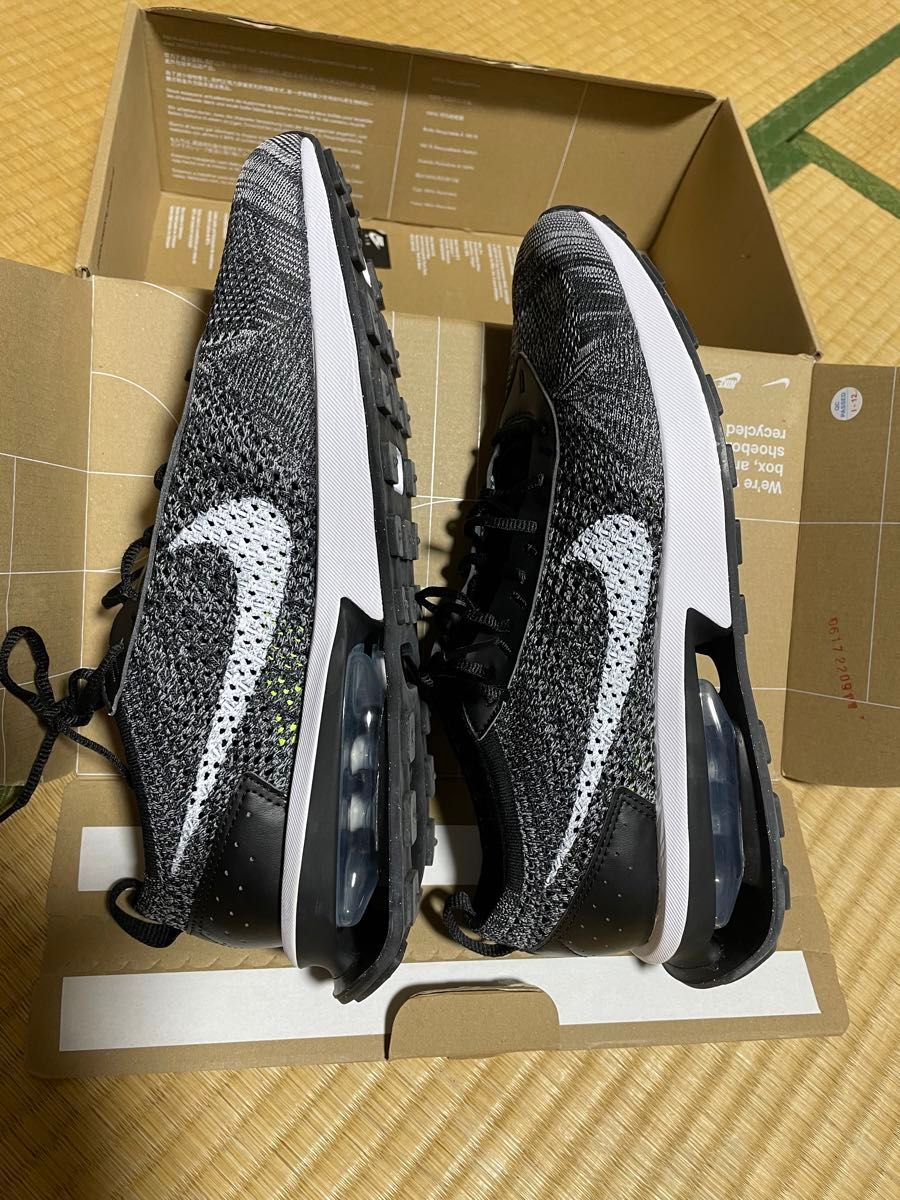 [ナイキ] エア マックス フライニット レーサー AIR MAX FLYKNIT RACER